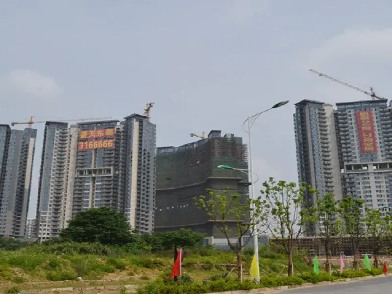 盛天东郡小区相关图