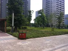 近轻轨+配套好+户型好+正看保利高尔夫+ 小区安静