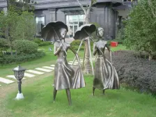 电梯房,二梯四户,大开间,客厅朝南,品质小区,交通便利,精装修,诚意出售