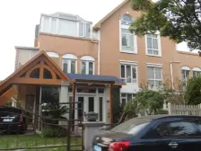 带两个大露台,花园150平,联排西边套