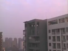 鸳鸯 融科海阔天空二期四房135万