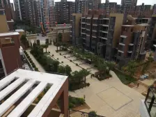 地铁口松湖春天 精装两房高层 通风采光好