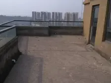 鸳鸯 复地上城三房225万