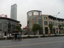 三湘青年E精装两房,诚意出售,东南朝向,看房随时,留电预约即