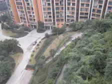 朝中庭安静不吵闹,位置好,小区楼龄新,住家精装修