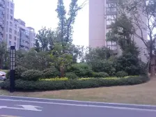 东边套 电梯大三房 全明户型 地铁200米 精装拎包入住