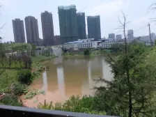 照母山 象屿两江公元一房110万