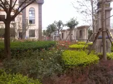 地铁口.雁滩格林小镇花园式小区.视野开阔.