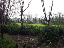 照母山 万科悦峰一期二房90万