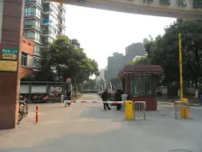 近地铁,中间楼层 现场实勘 精装,必看好房