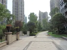 汽博中心 奥林匹克花园十期(御锦一期)四房165万