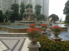 装修100万日本进口木+看中庭湖景+随时看房+业主诚心
