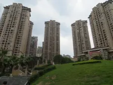 兴华西路 西城华府三房51.5万