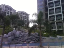 万达商圈 实用率高 4房 采光通风好 诚心出售