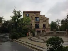 惊现联排别墅!有天有地有花园!业主诚意出售看房方便