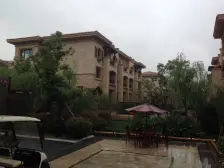 惊现联排别墅!有天有地有花园!业主诚意出售看房方便