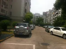 三南一北 东边套结构 花园位置