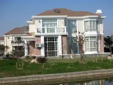 满五年,精装修,小区绿化好,随时看房。