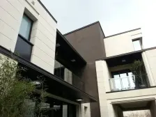联排东边套,土建已改造好,未装修,目前一套边套在卖