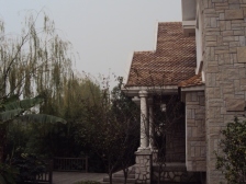 房子可塑性强,大花园大且集中,