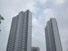 品质小区,板式南北通户型,湖景位置,带地下产权车位,诚意出售