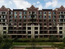 西边套大上叠 光照充足 位置好 保养如新 有车位