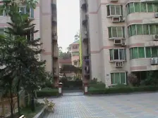 华宇花园 4室2厅 南