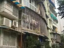 高庙村轻轨站 正规一房改两房 小高层 出行方便