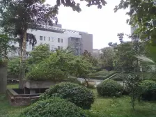 近轻轨 成熟商圈旁 背靠公园 业主诚心出售