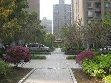 新上,复试3房,精装修70万,看陆家嘴三件套