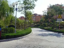 海天花园精装顶加阁,带南向34平大车库