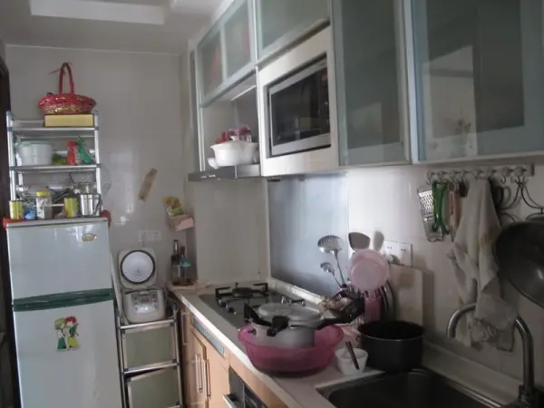 二手房出售,三室两厅一卫,瑜翠园超实惠<em>价钱</em>.面