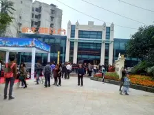 跃进村 蓝光御江台一期三房100万