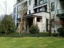 金字一号品质小区,两房高楼层诚心出售。