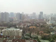 上海影城旁,边套两房,位置安静,中间楼层,配套全