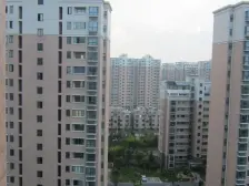 一梯两户得房率高,前面是别墅采光无遮挡,户型方正