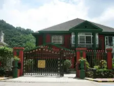 满五没有个税 C区临内湖 使用面积600平 花园1480平