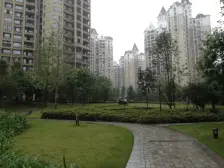 汽博中心 爱加西西里五房160万