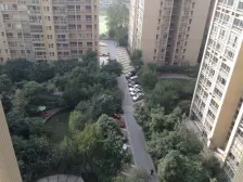 人和 富抱泉花园三房105万