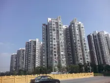 沿海1+1,精装拎包住,高区采光好,诚意出售