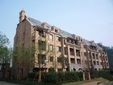 万科晶源 3室2厅3卫 毛坯 950万元 195平米