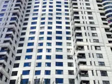 新出大户型/3房朝南 带大阳台 客厅直面上海大夏