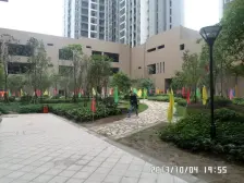 南桥寺 光华可乐小镇一房68万