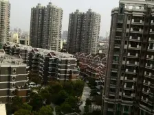 次顶楼,南北通透双阳台,娄王位置,安静舒适,户型正