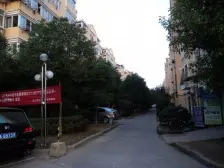 高校住宅小区 南北通透,采光好 视野好,诚心出售