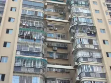 房龄较新2009年 小户型朝南两房满五