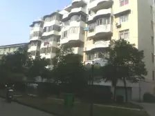 此房为复式楼,结构方正,光线明亮