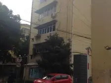 一梯两户南北通,通风采光好,无浪费面积,近地铁