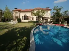 玫瑰园享百亿社交圈,三期法式小宅,占地1600平,业主诚售