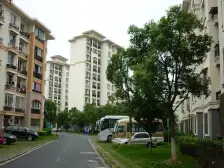 新出三房带花园的中环内。大三房。
